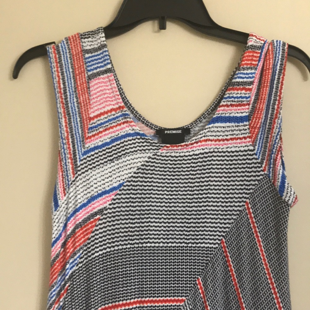 Dress - Picture 2 of 4